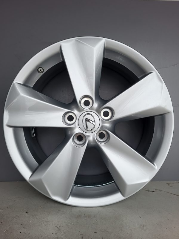 Lexus alkuperäiset vanteet 17"