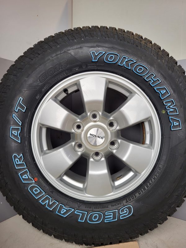 Maastorengassetti 6x139,7 16"