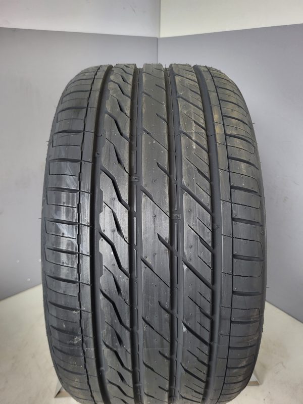 Landsail 235/55-18