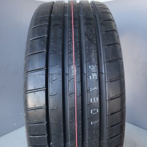 Bridgestone Potenza 245/35-20