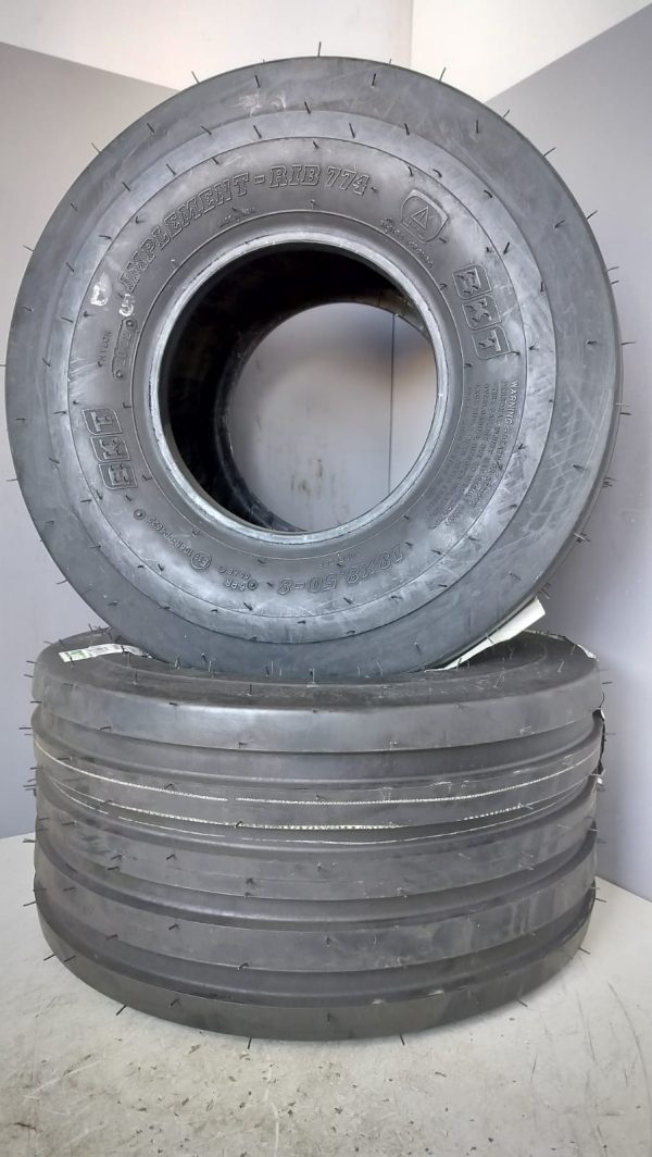 BKT 18x8.50-8